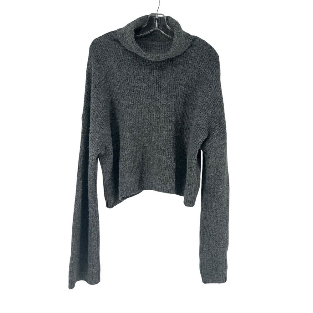 Wild Fable Sweater Gray Turtleneck Flared Sleeves Relaxed Fit Crop Size L Cozy